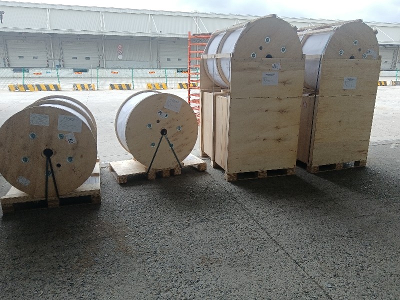 Thickness Varies Customizable FRP Member Rectangular Custom Lightweight Compared To Steel Durable Material Suitable For Industrial